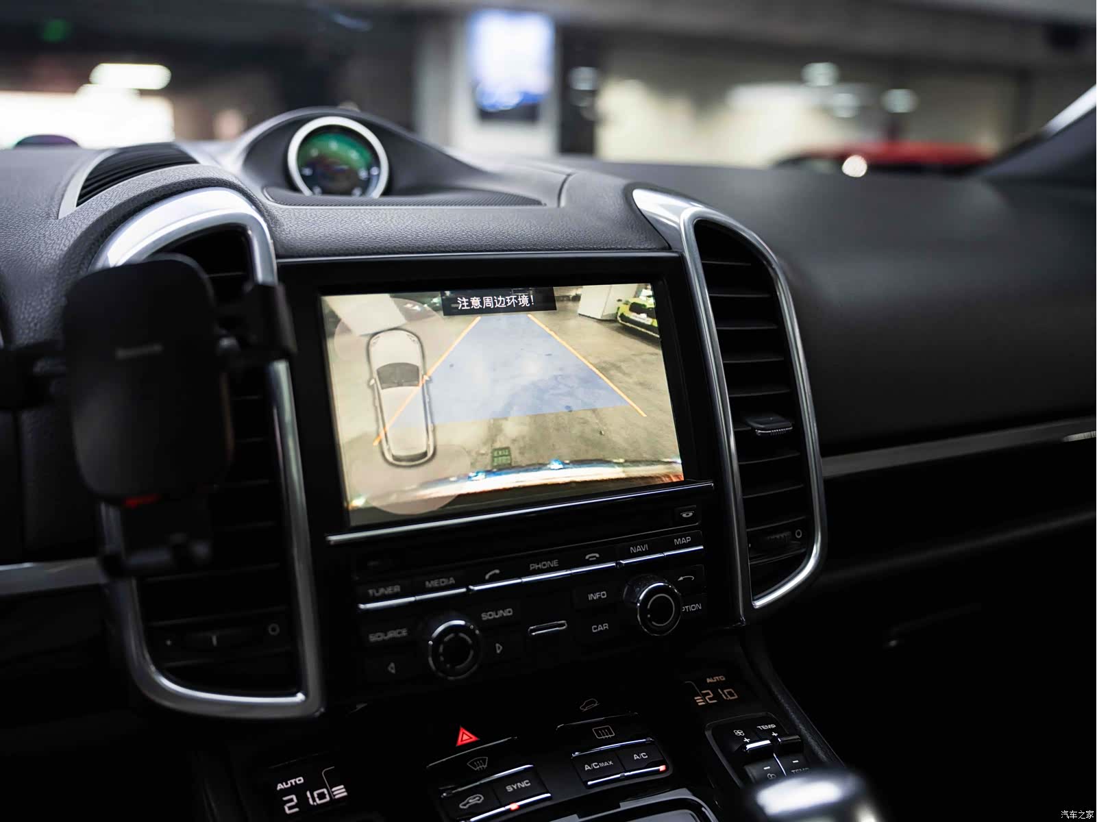 Porsche Cayenne, 2013 20