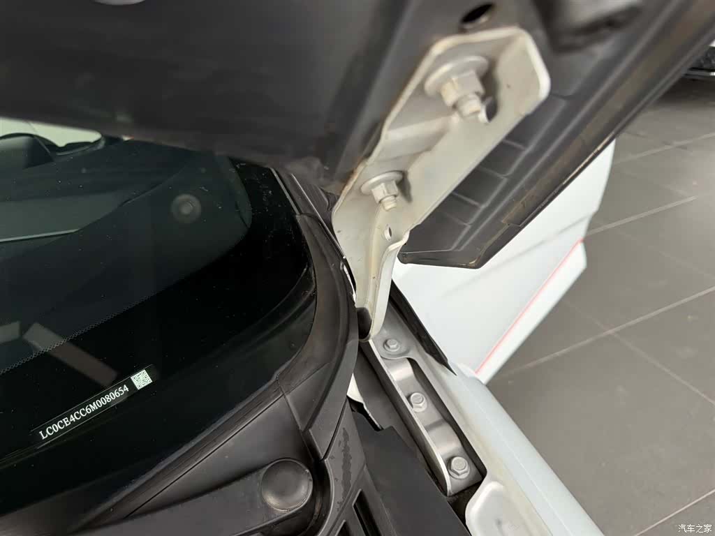 BYD Dolphin, 2022 21