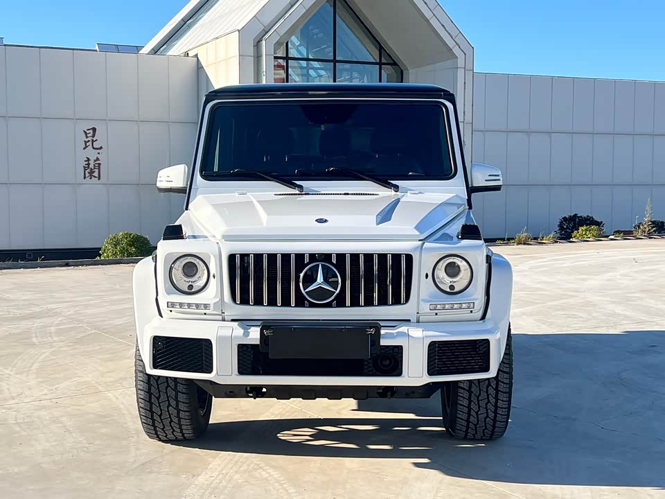 Mercedes-Benz G-class