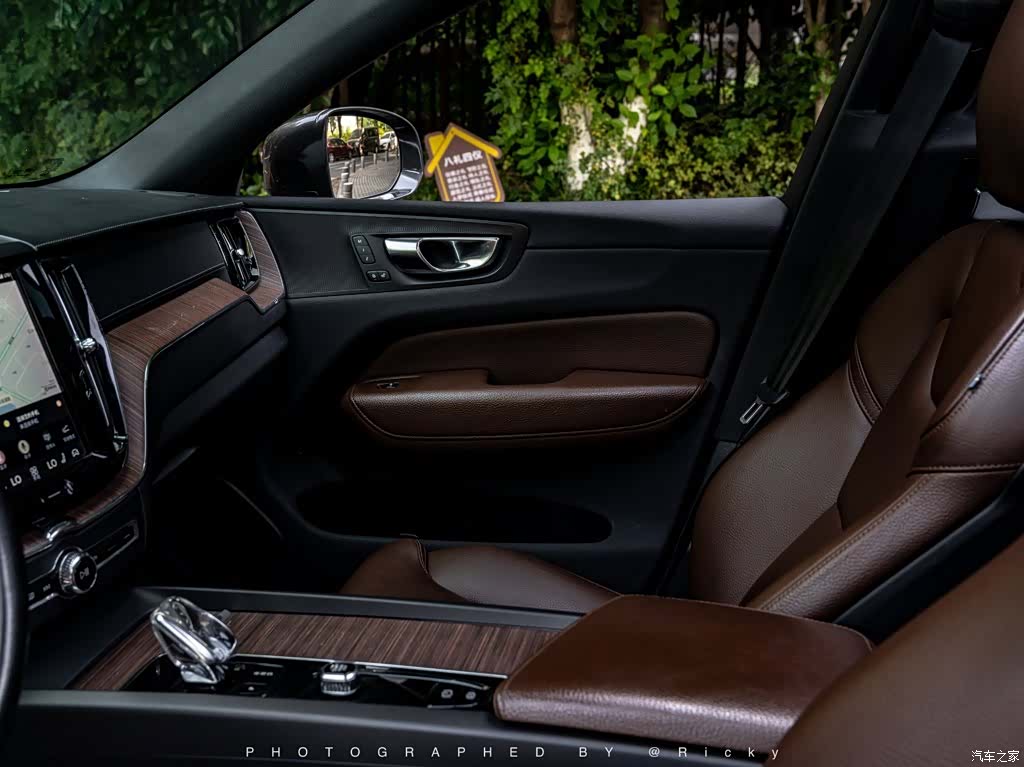 Volvo XC60, 2022 7