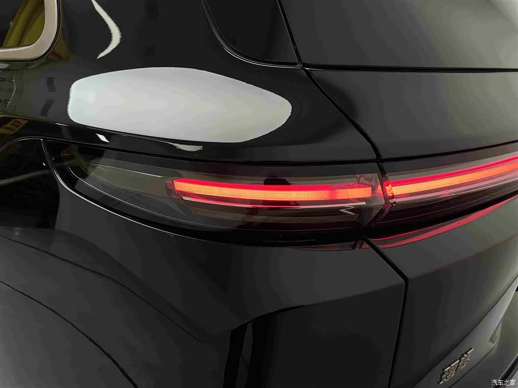Li Auto L9, 2025 11