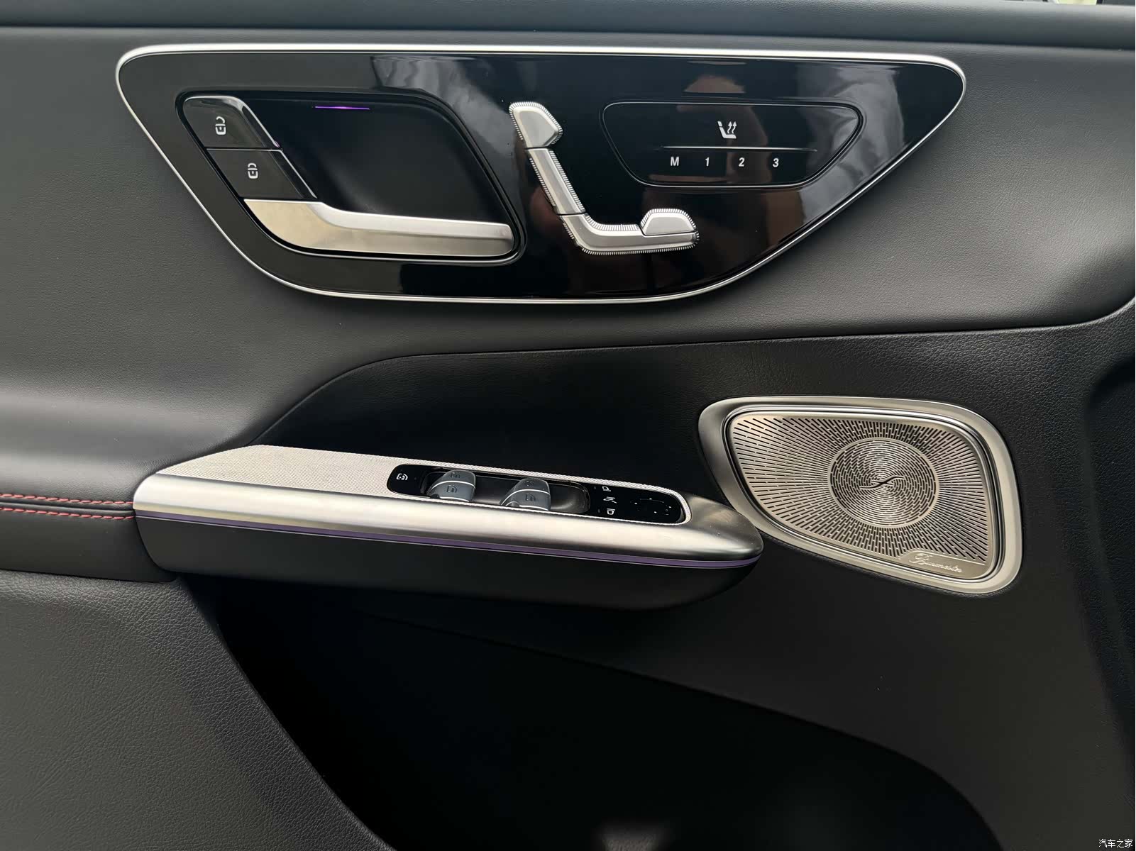 Mercedes-Benz GLC, 2025 6
