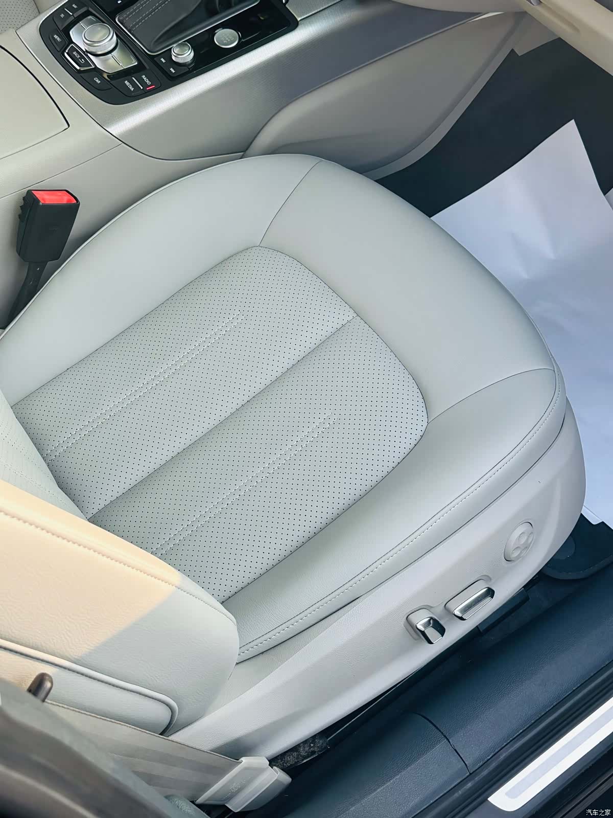 Audi A6L, 2016 20
