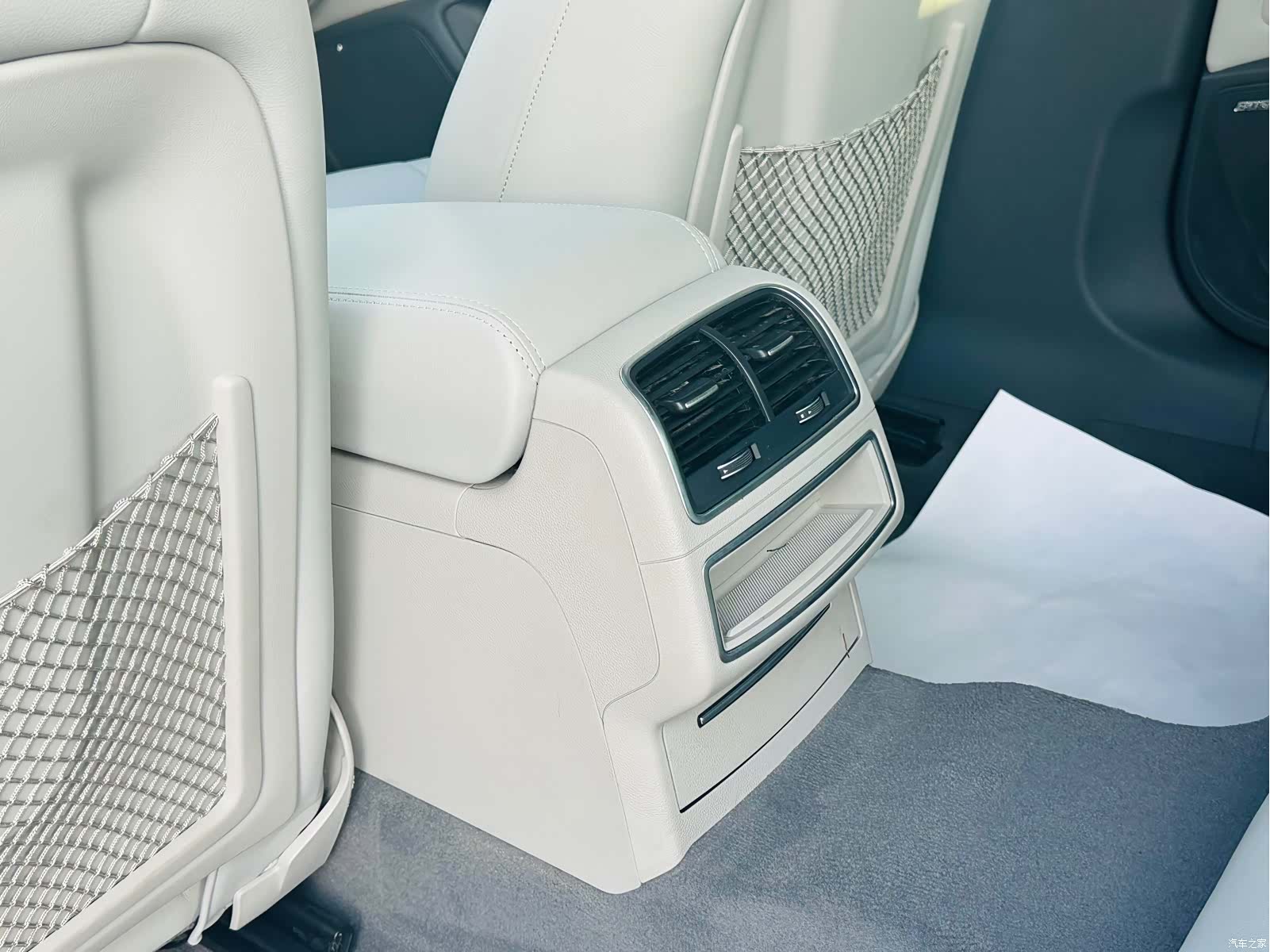 Audi A6L, 2016 15