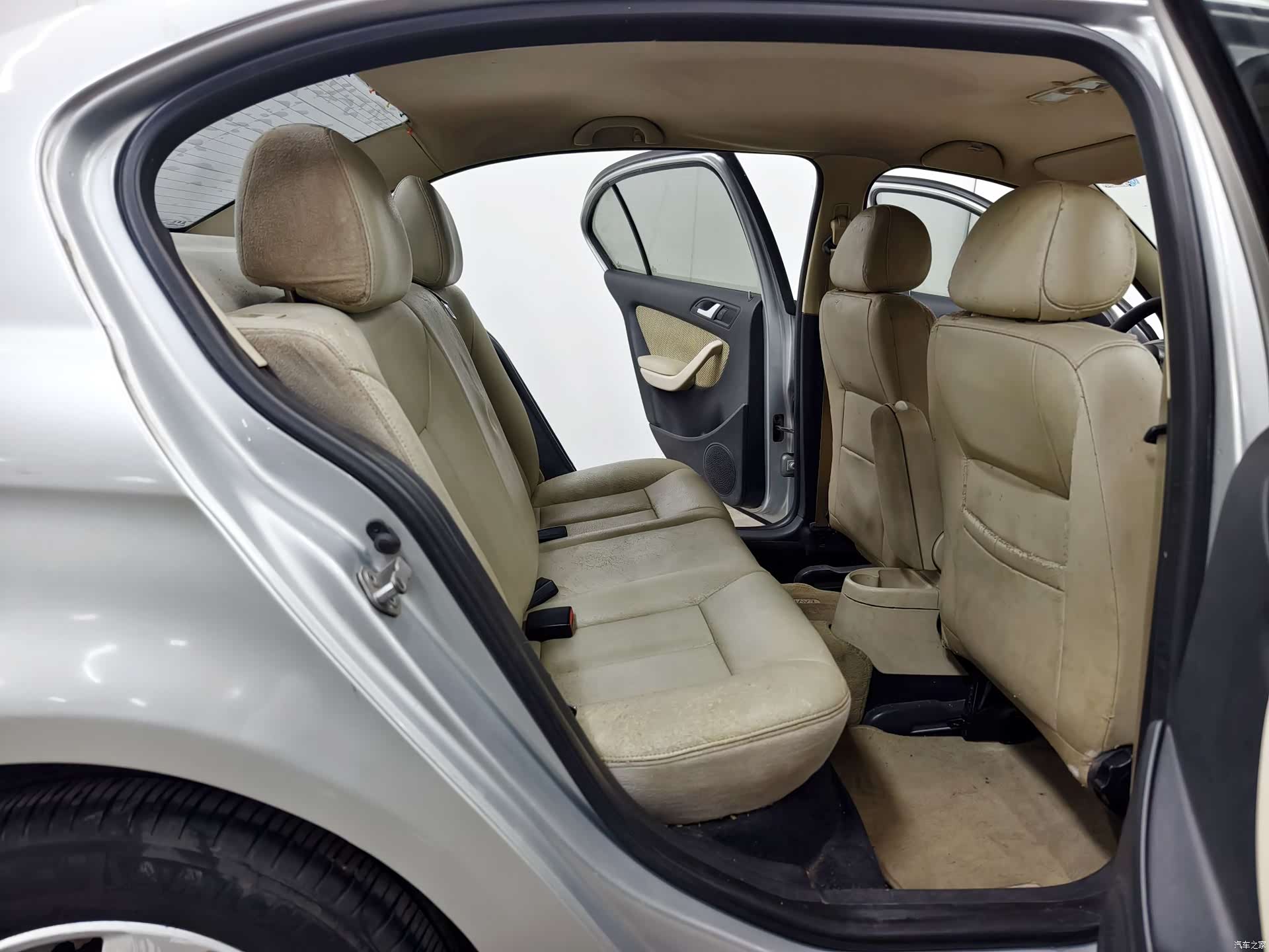 Volkswagen Lavida, 2012 15
