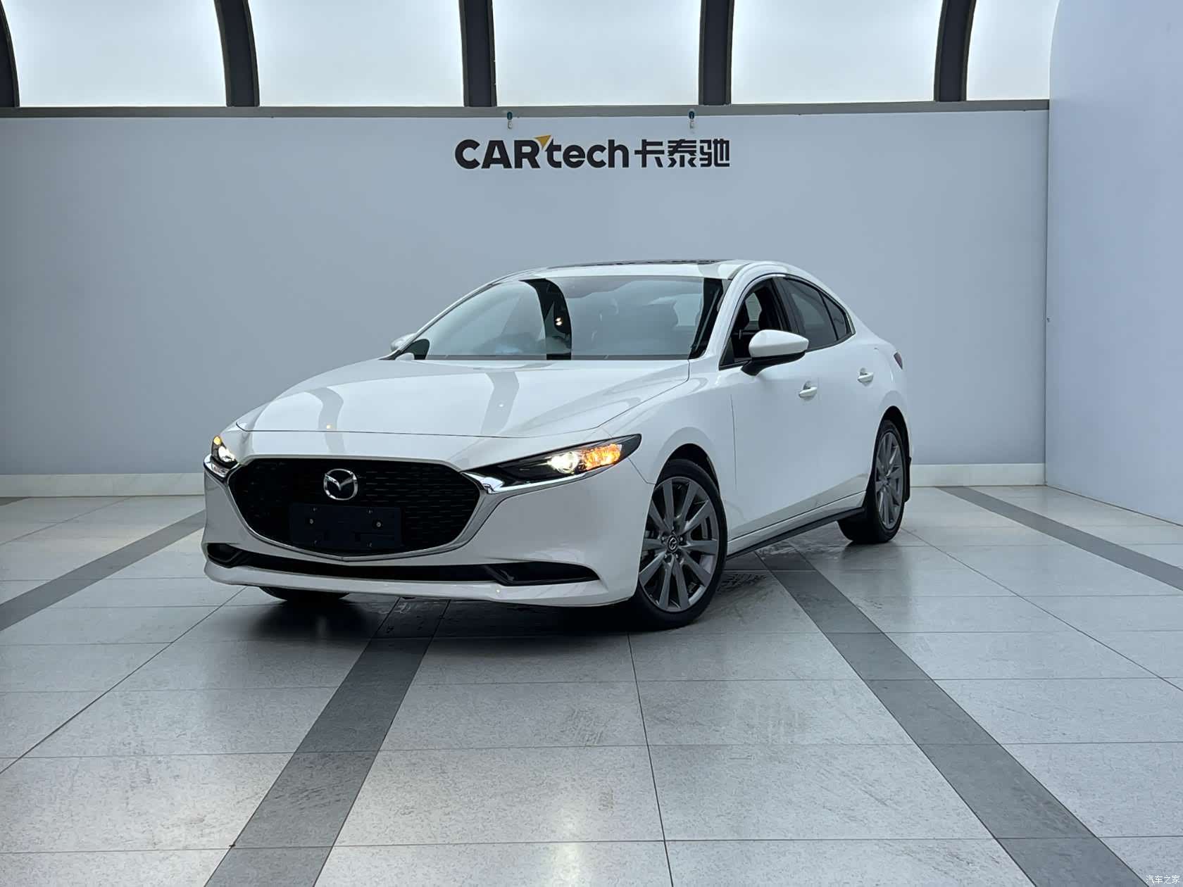 Mazda Mazda3, 2022 1