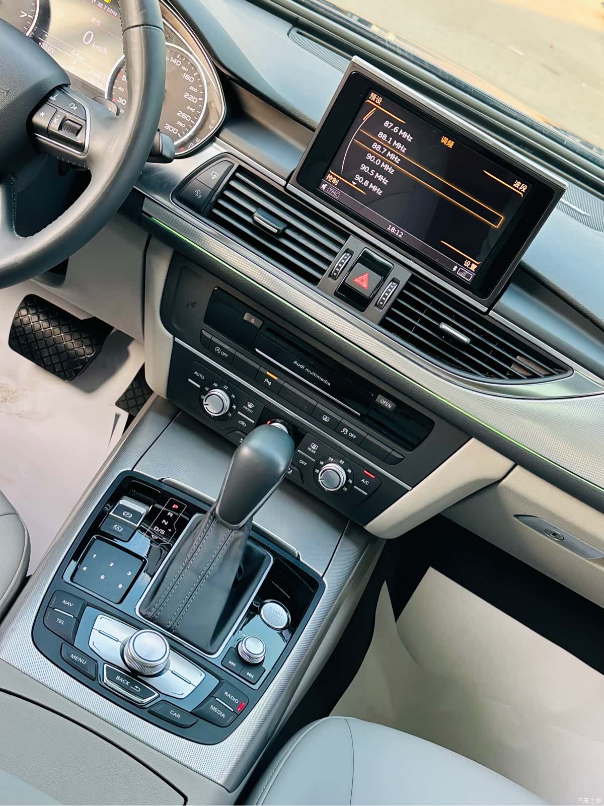 Audi A6L, 2016 19