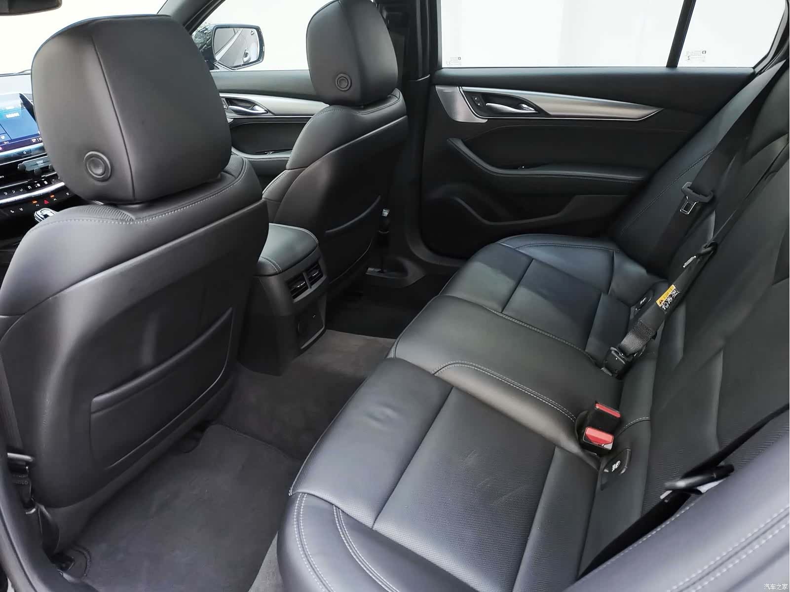 Cadillac CT5, 2023 8