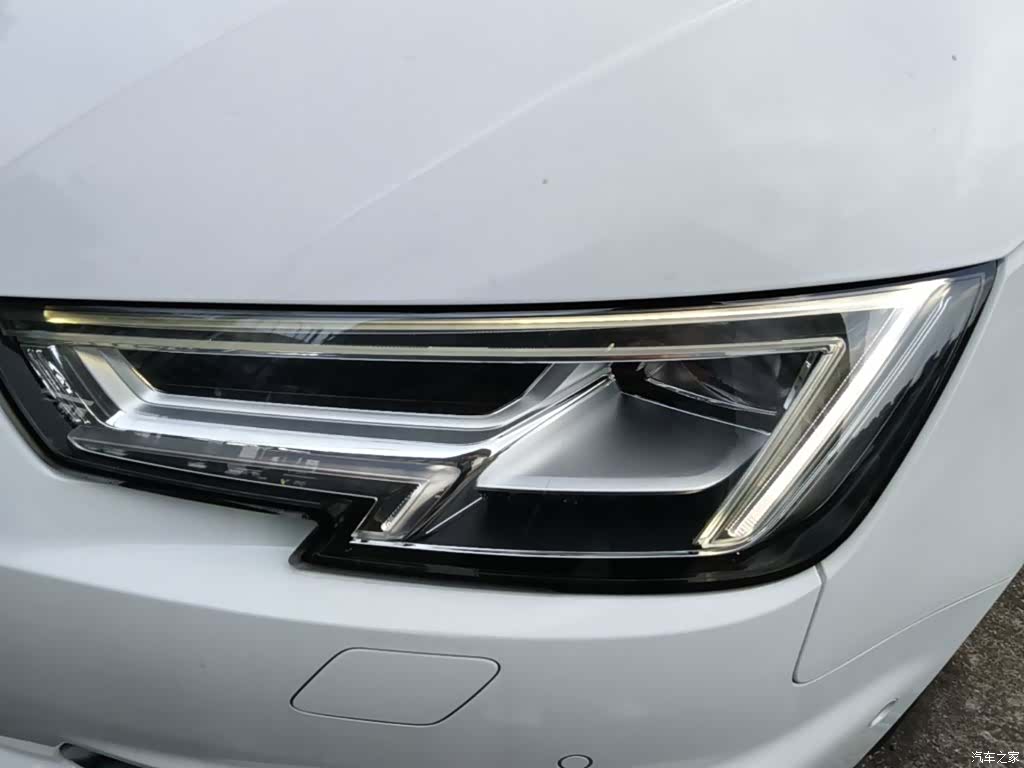Audi A4L, 2020 24
