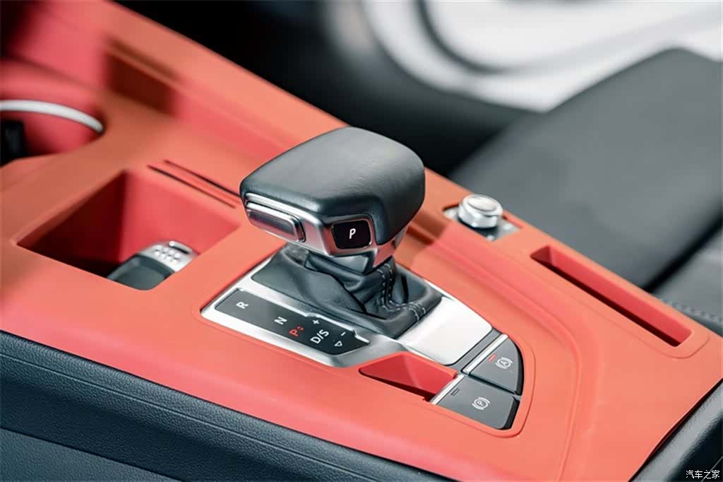 Audi A4L, 2020 14