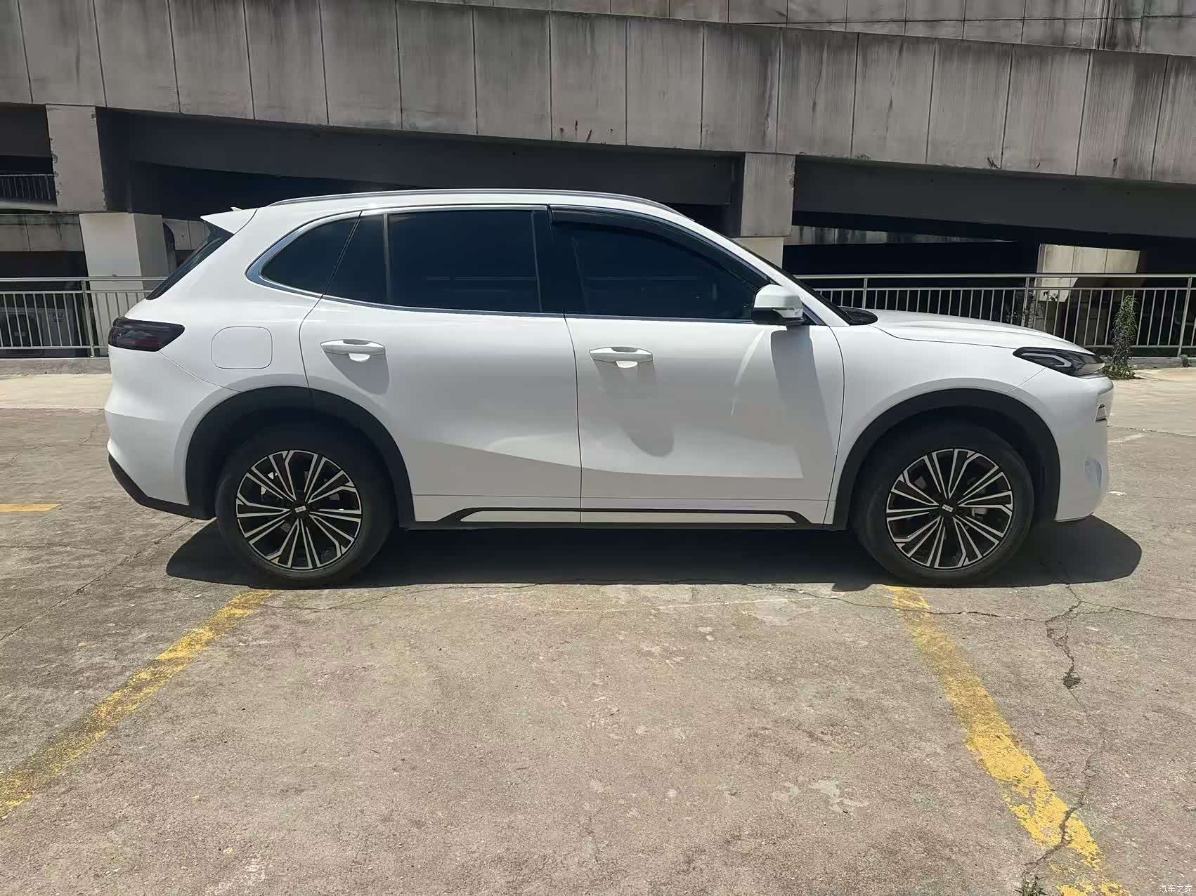 Geely 7, 2024 4