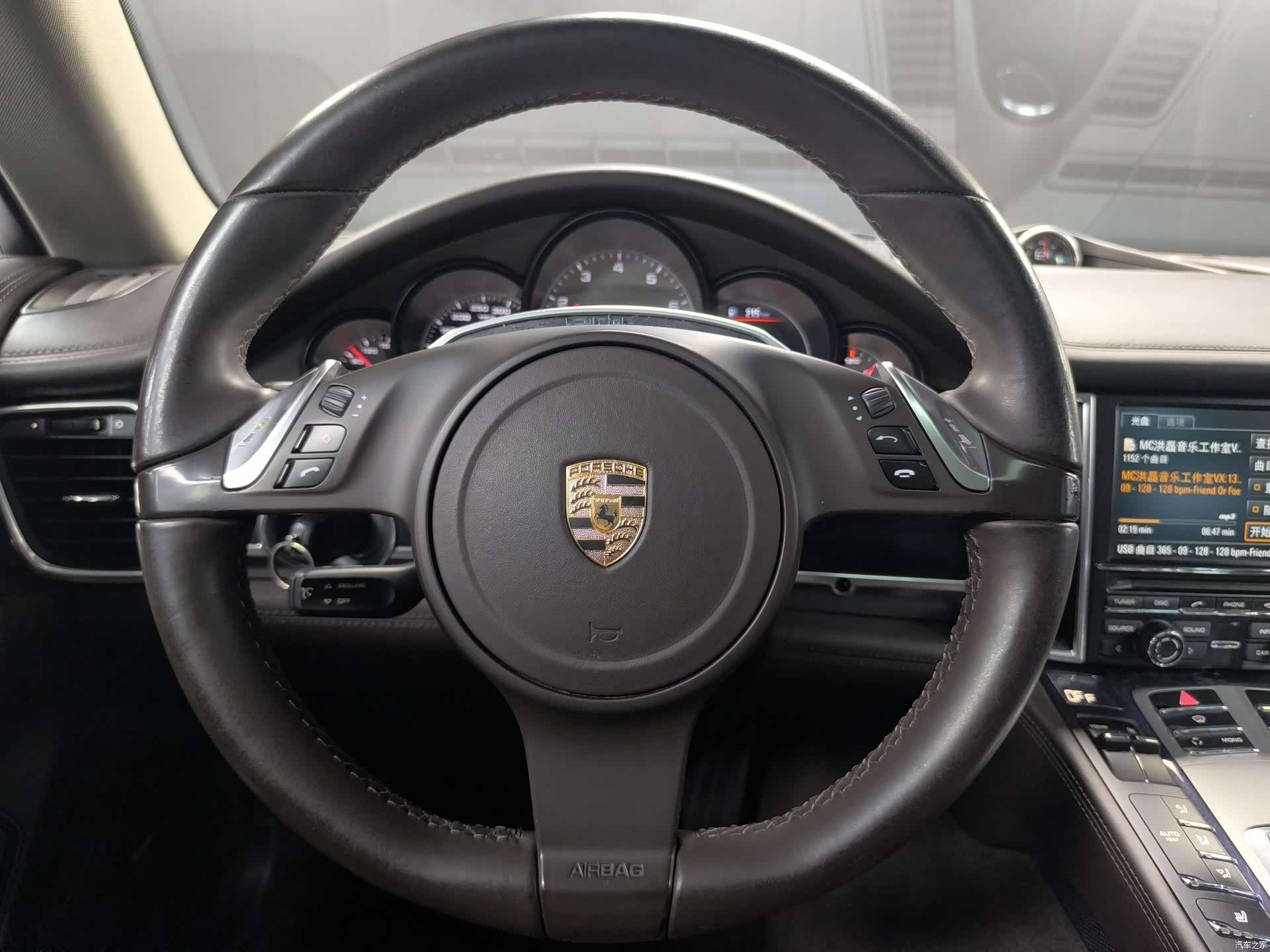 Porsche Panamera, 2011 7