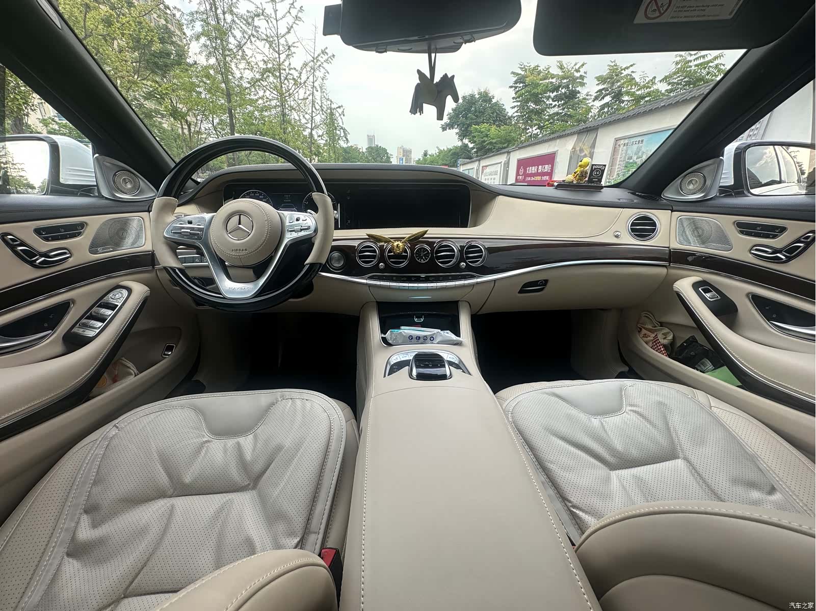 Maybach S-Class, 2016 все фото
