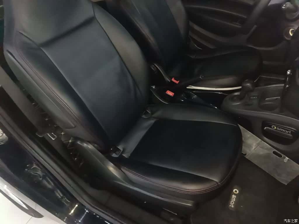 Smart Fortwo, 2015 25