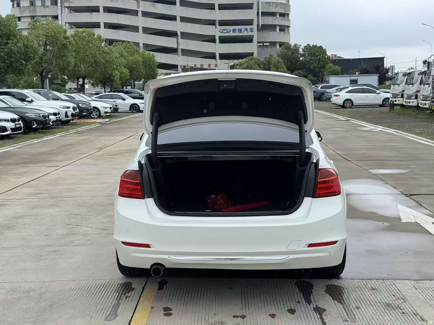 BMW 3 Series, 2015 13