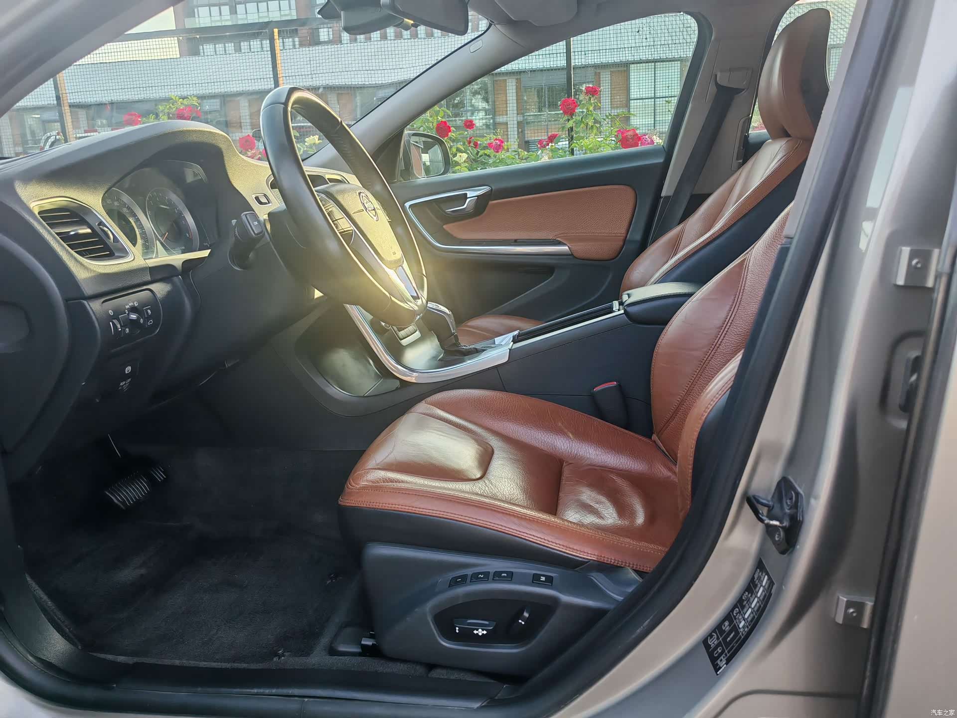 Volvo V60, 2013 все фото