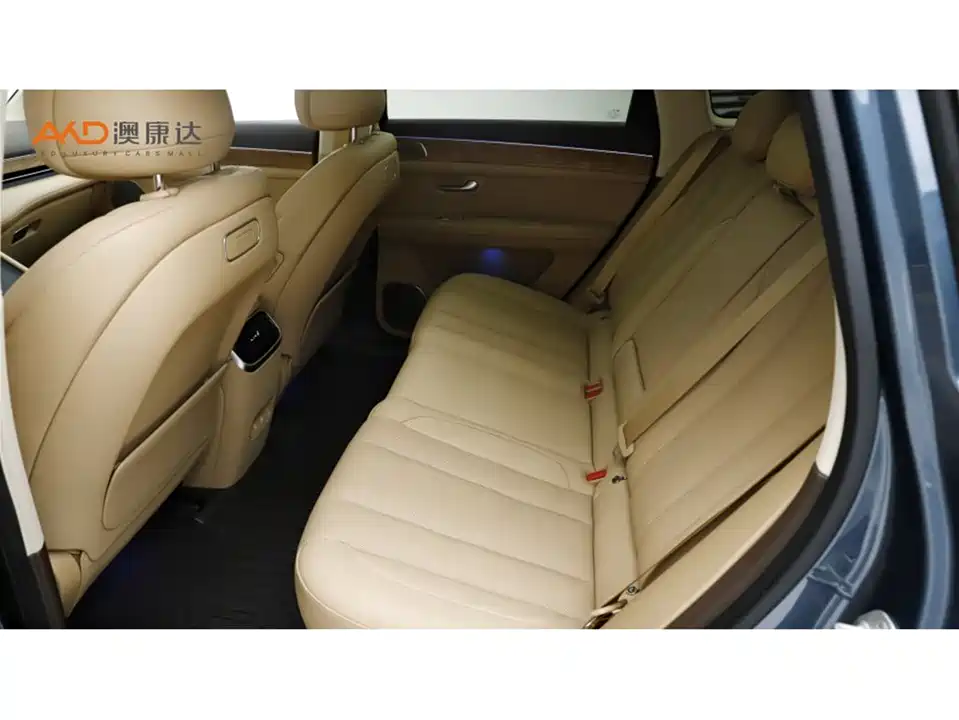 AITO Ask the world M7