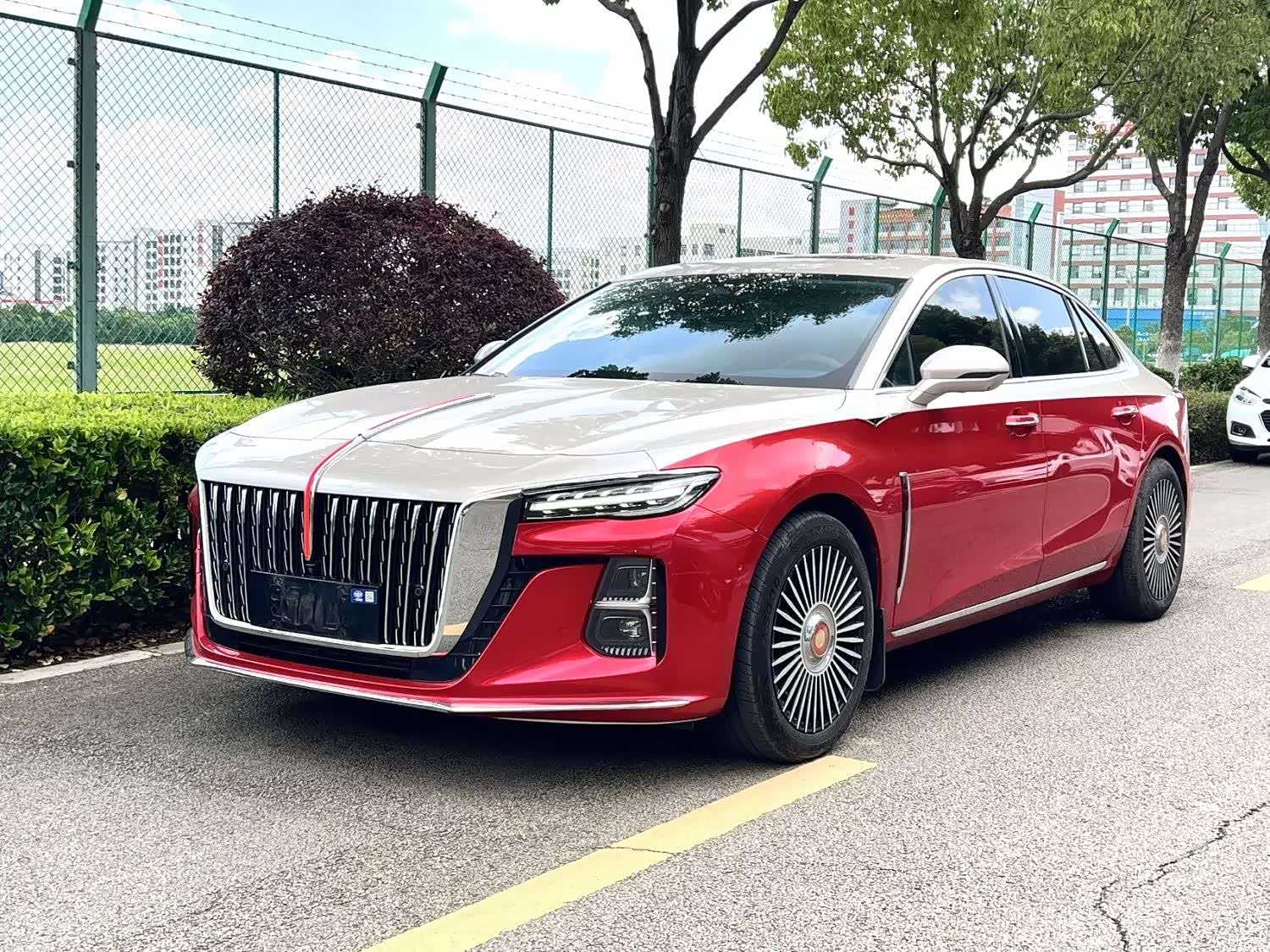 Hongqi H5