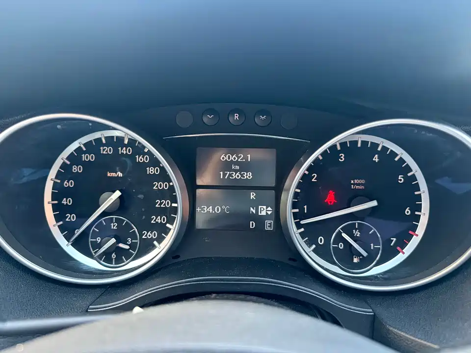 Mercedes-Benz R-class