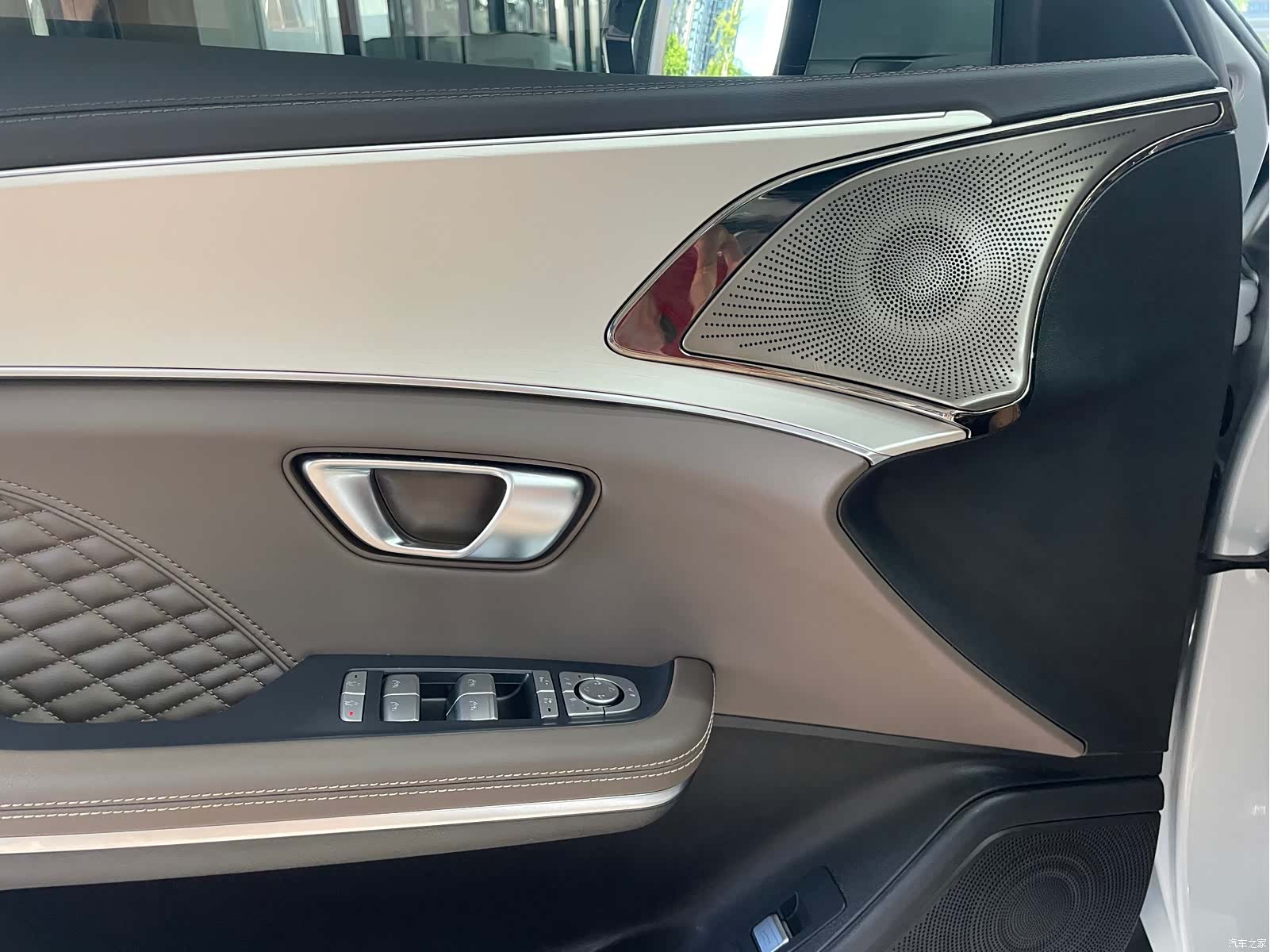 BYD Han, 2024 19