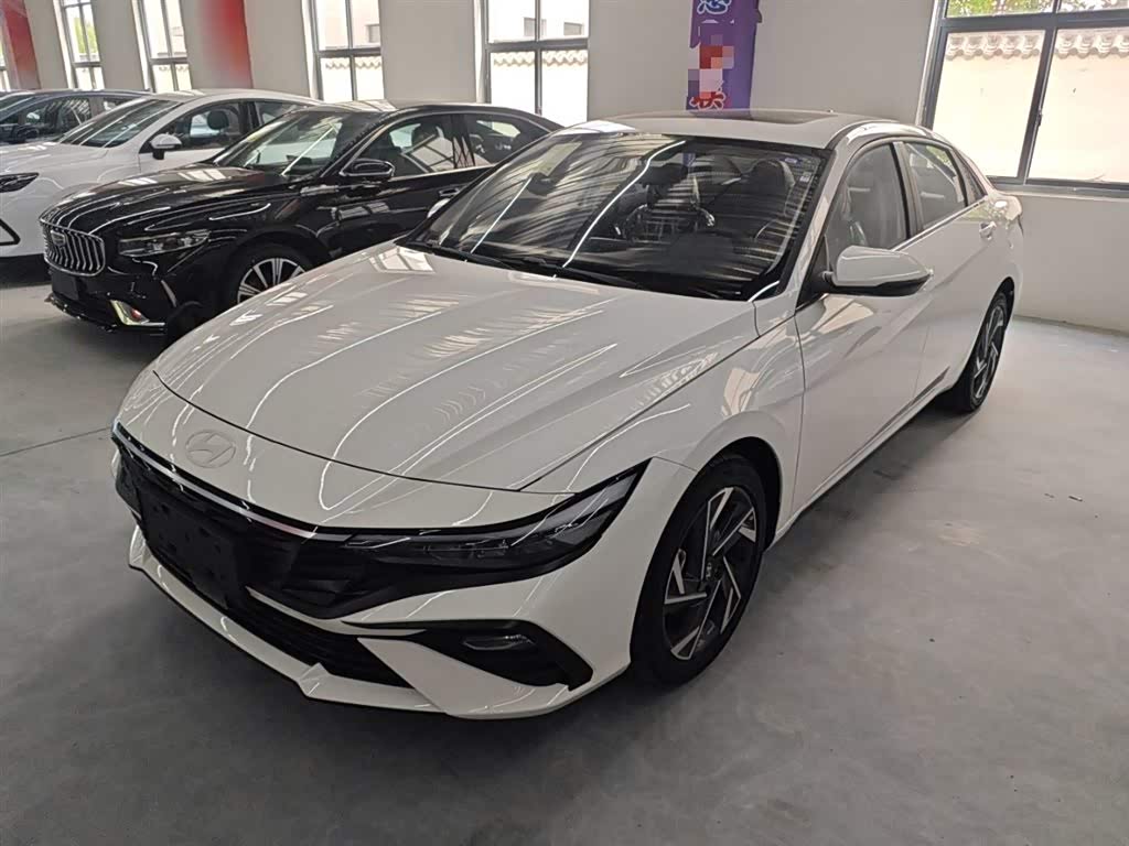 Hyundai Elantra