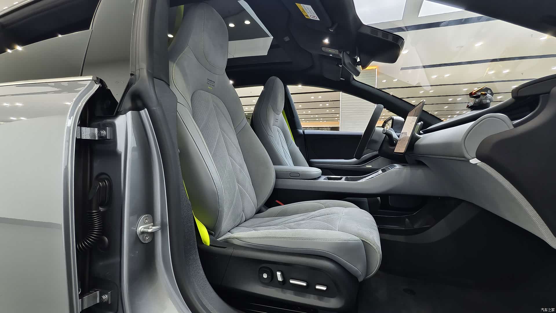 NIO ET5, 2025 10