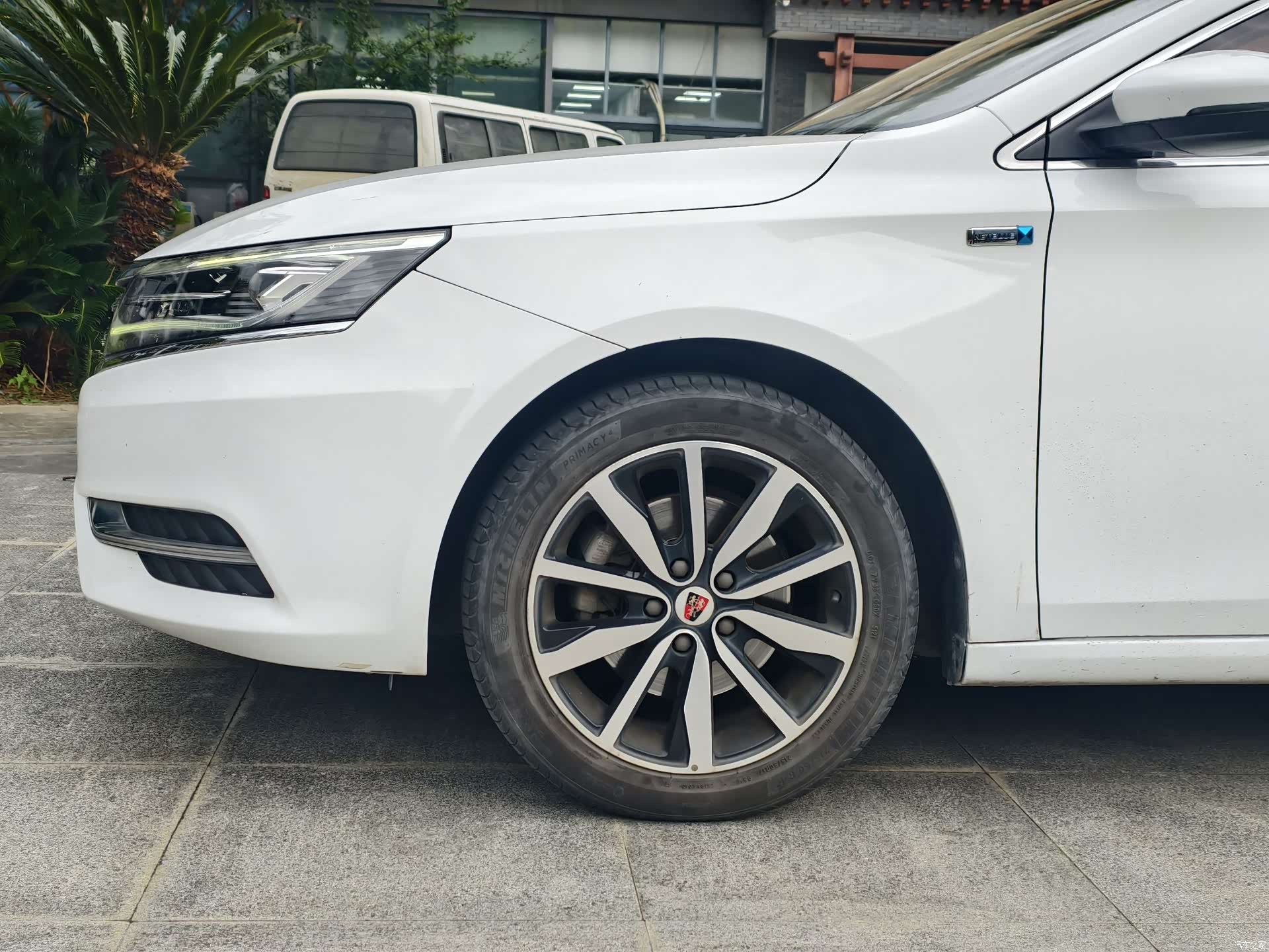 Roewe i6, 2017 17