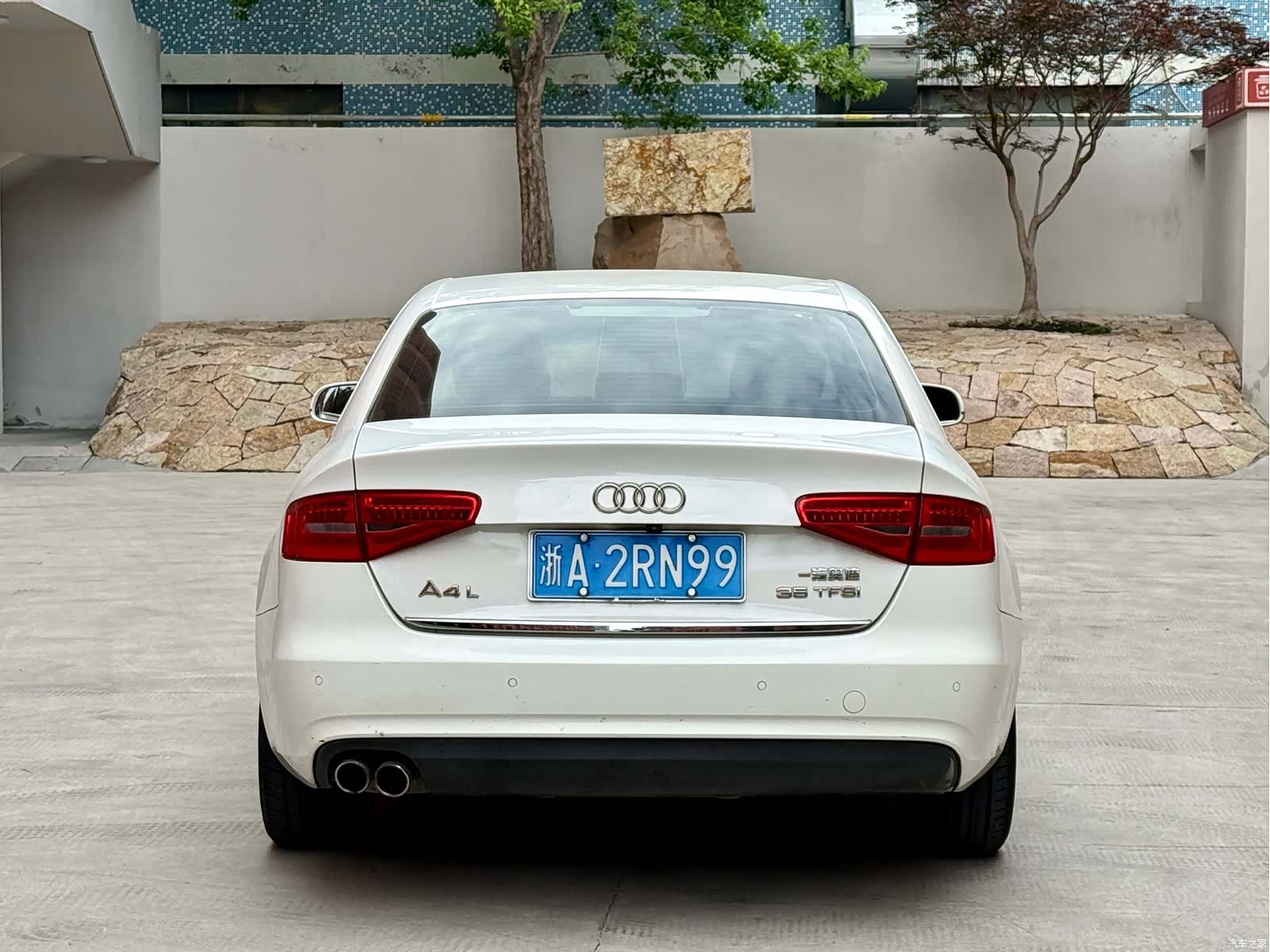 Audi A4L, 2016 все фото