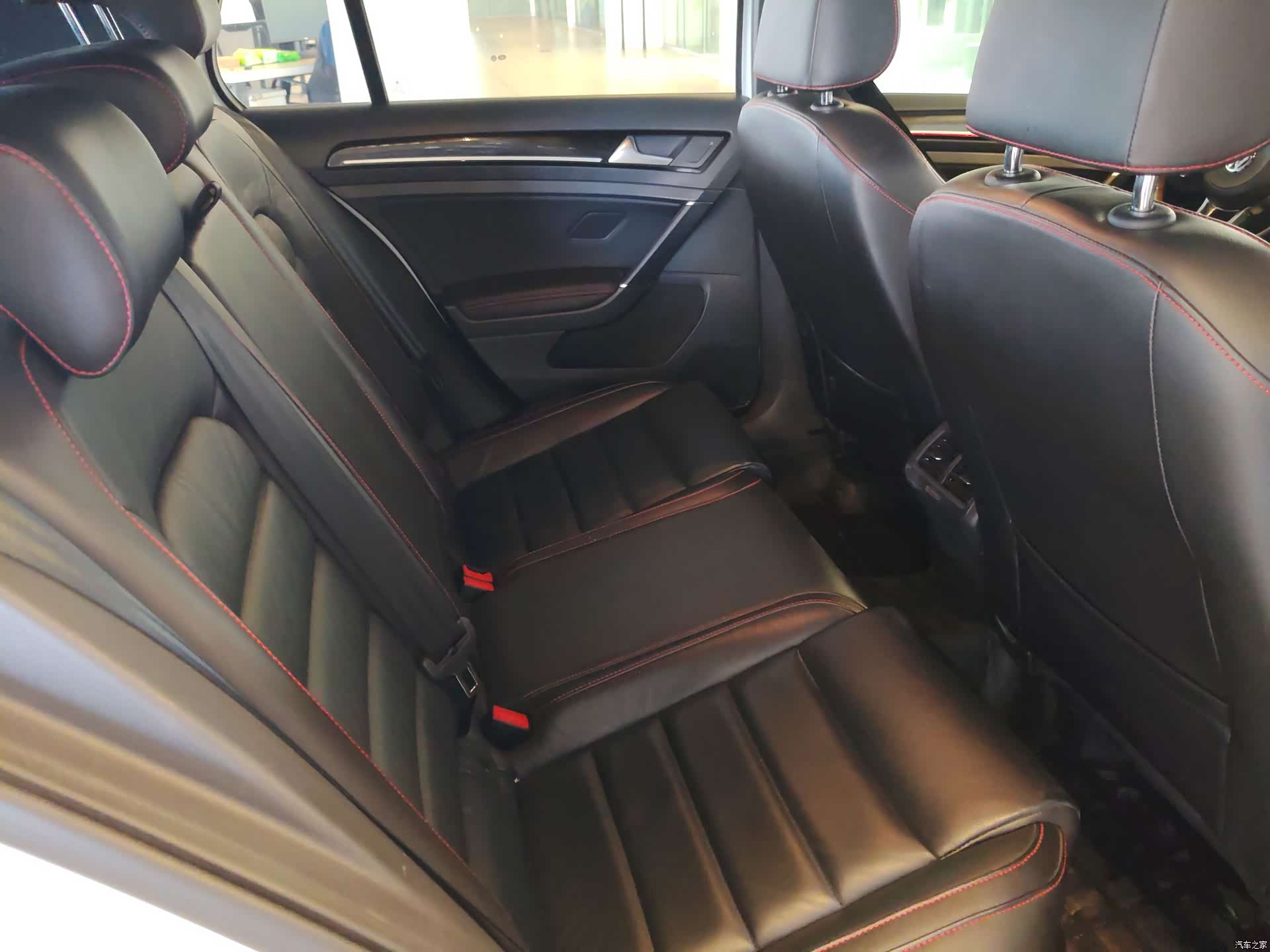 Volkswagen Golf, 2017 33
