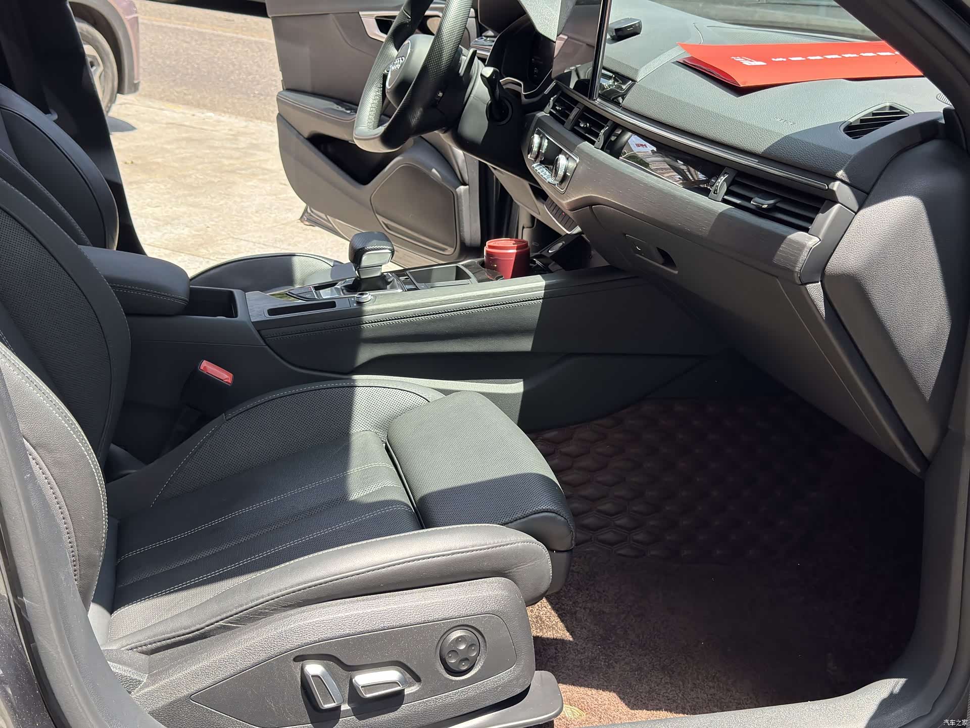 Audi A4L, 2024 6