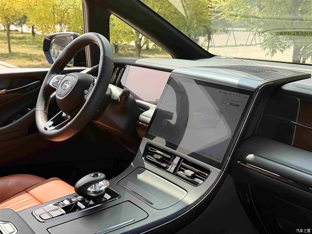 Trumpchi E9, 2024 10