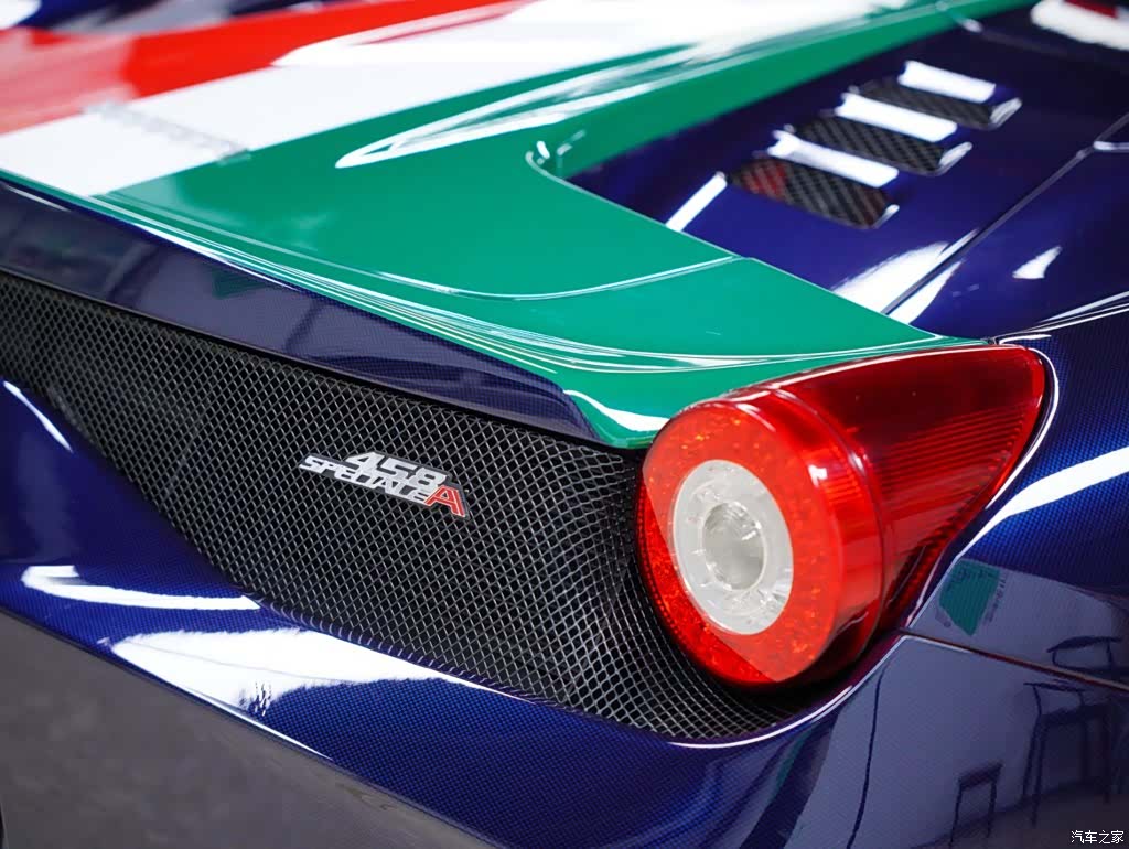 Ferrari 458, 2013 4