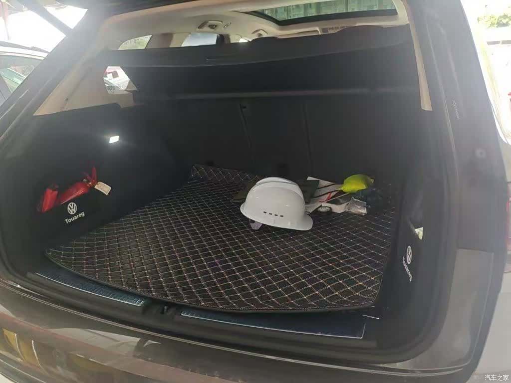 Volkswagen Touareg, 2022 9