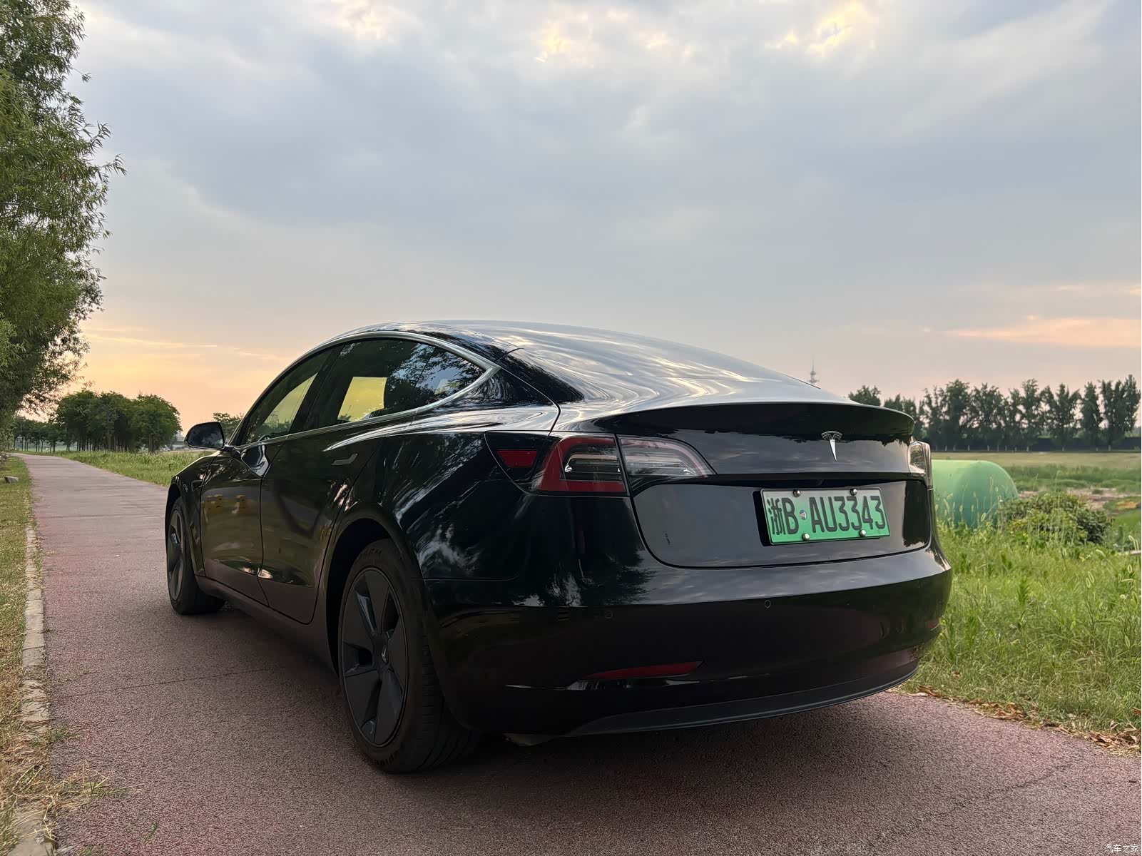 Tesla Model 3, 2020 9