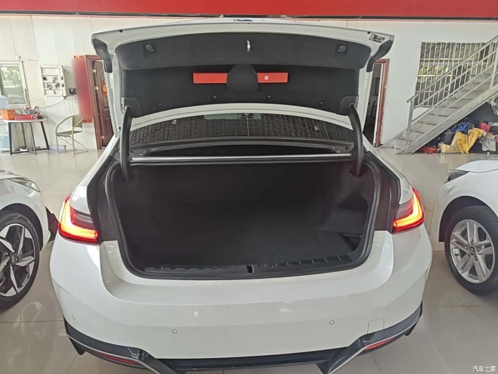 BMW i3, 2024 19