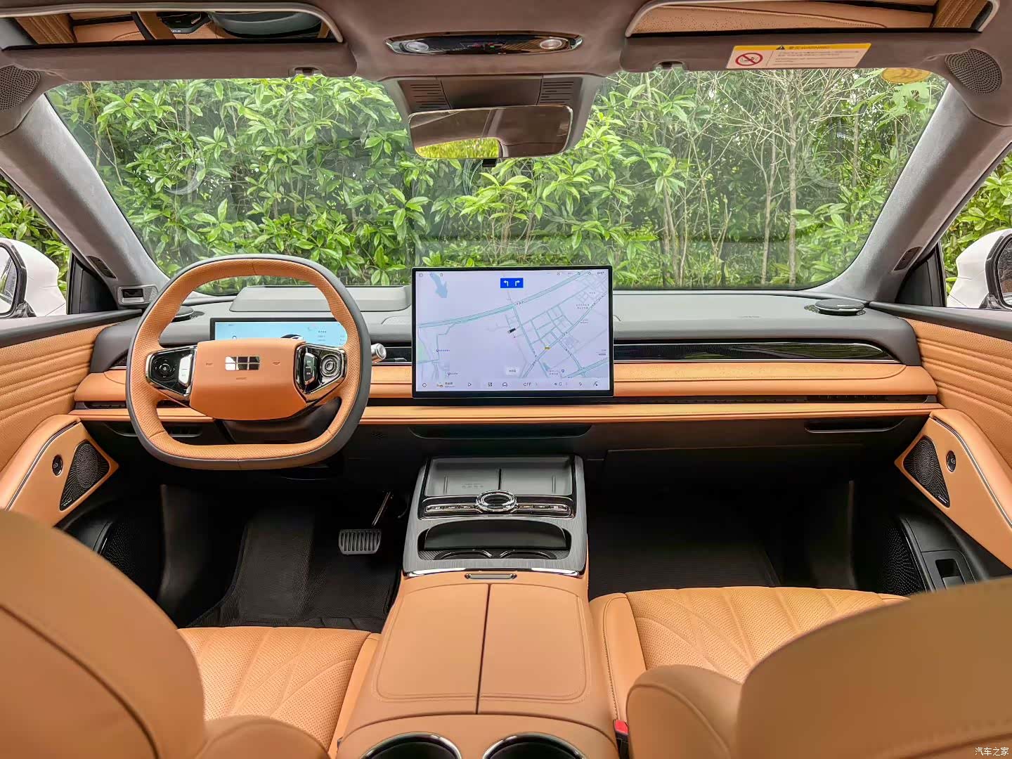Geely 8, 2025 14
