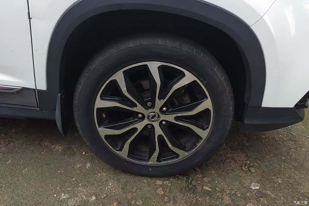 DongFeng X5, 2017 6