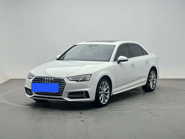 Audi A4L 2018 — купить из Китая под заказ