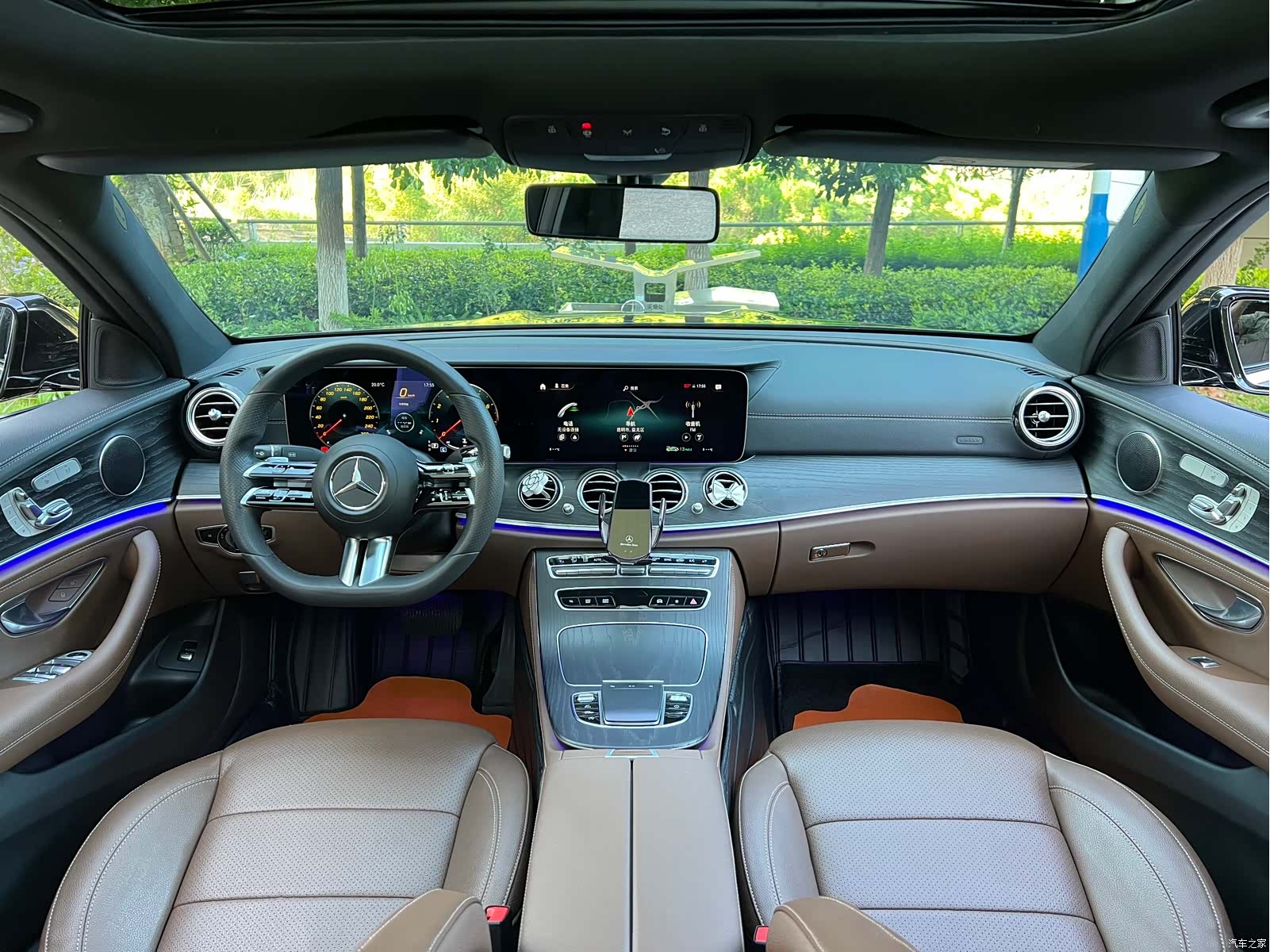 Mercedes-Benz E-Class, 2021 4