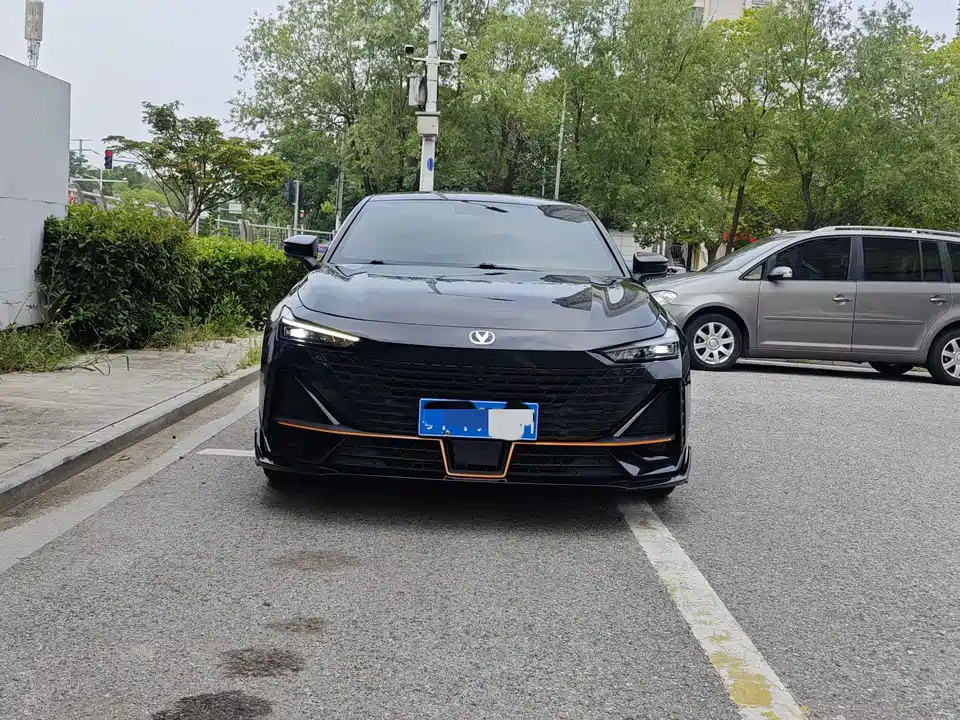 Changan UNI-V
