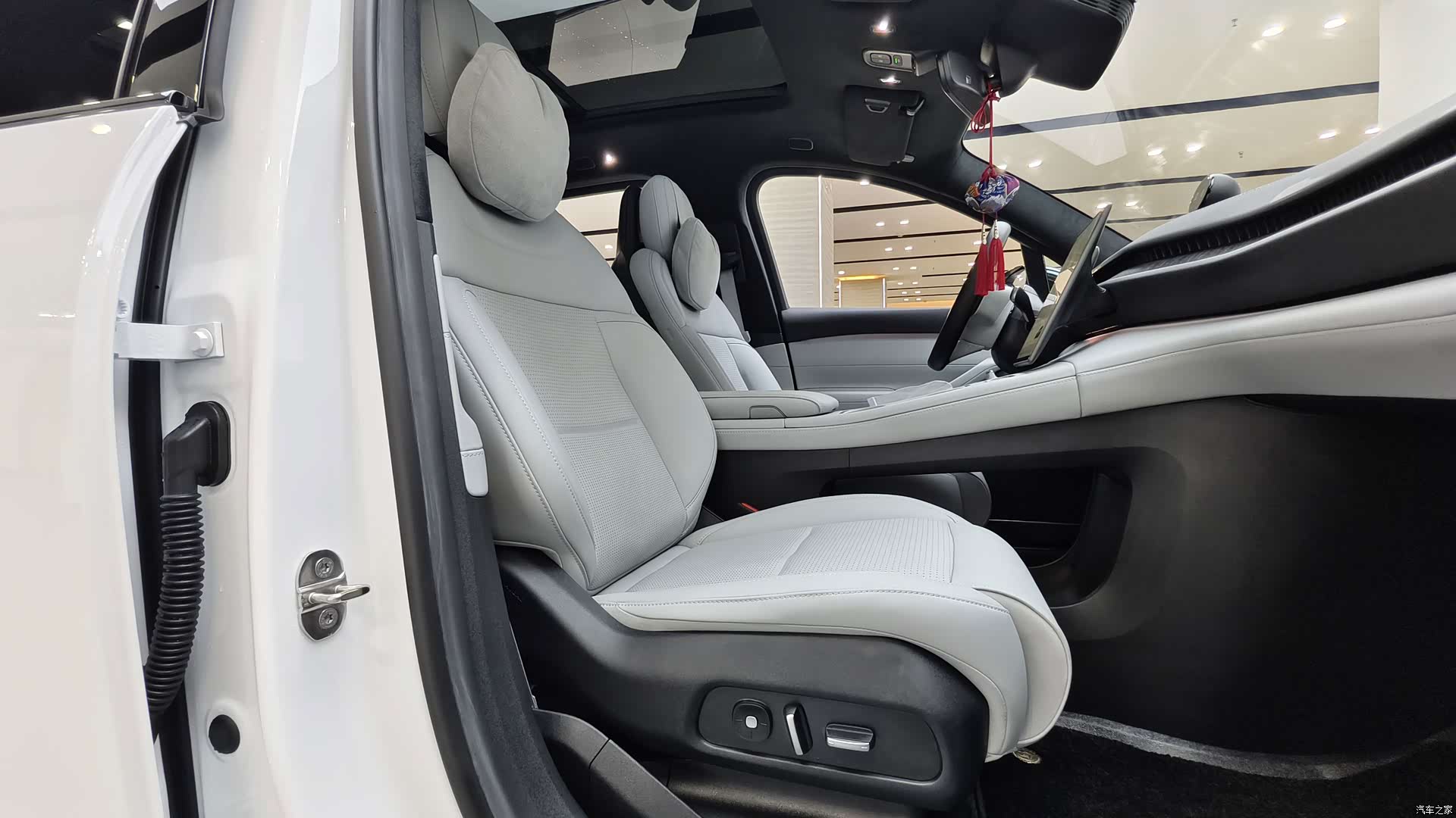NIO ES6, 2024 8