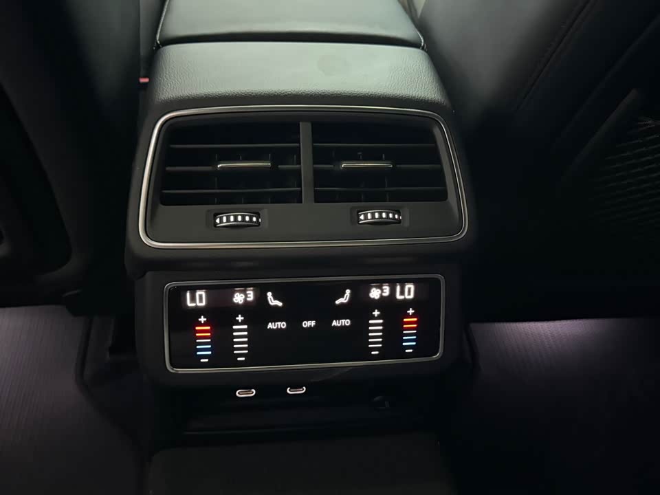 Audi RS 6 Audi RS 6