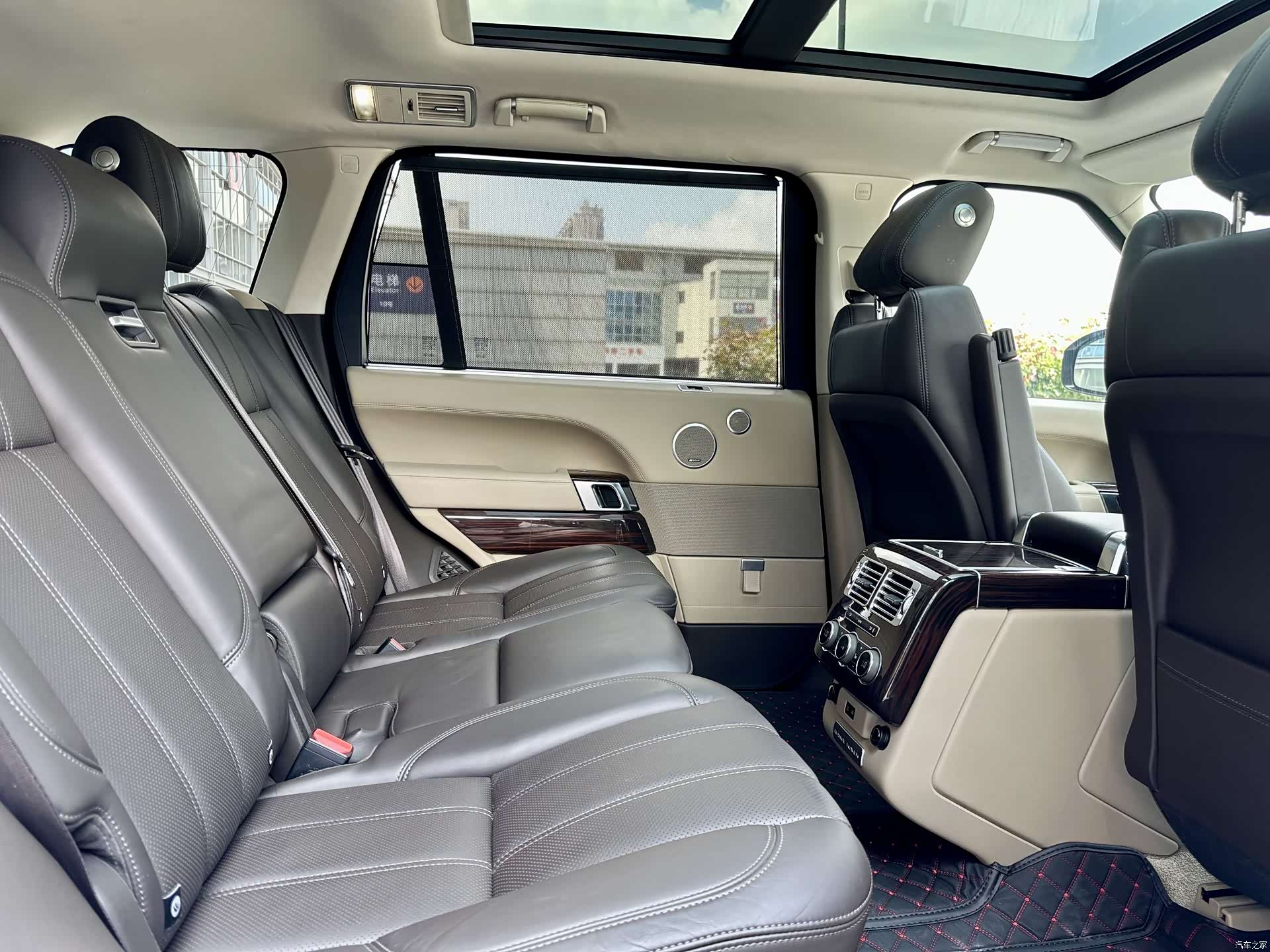 Land Rover Range Rover, 2015 9