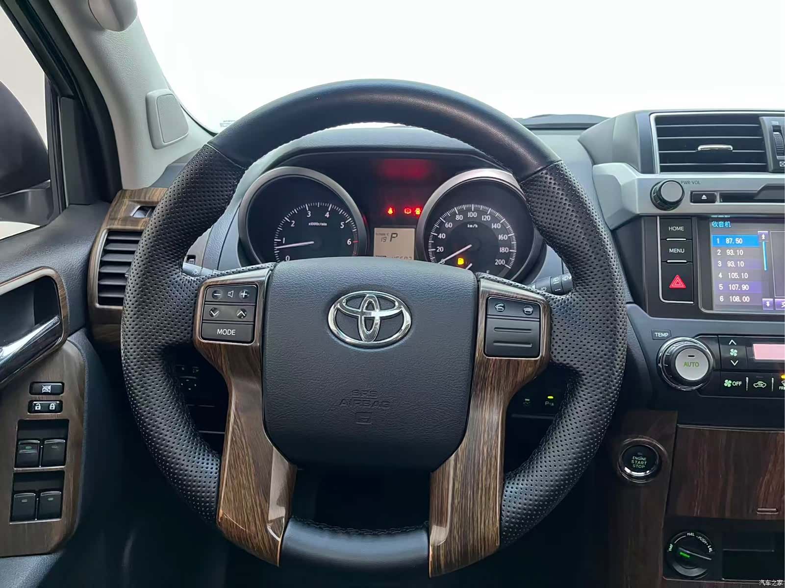 Toyota Prado, 2017 10