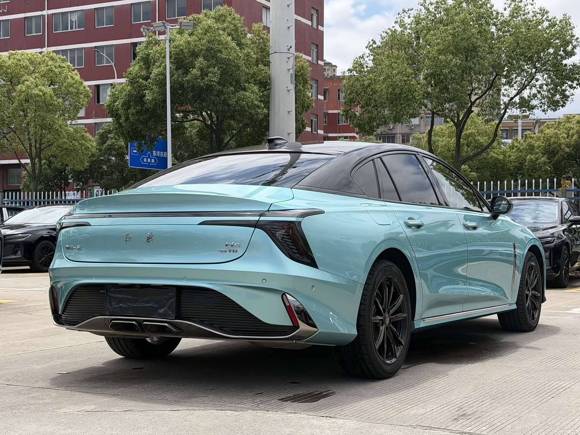 Hongqi H6, 2023 6