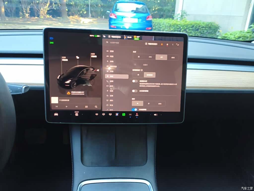 Tesla Model 3, 2022 9