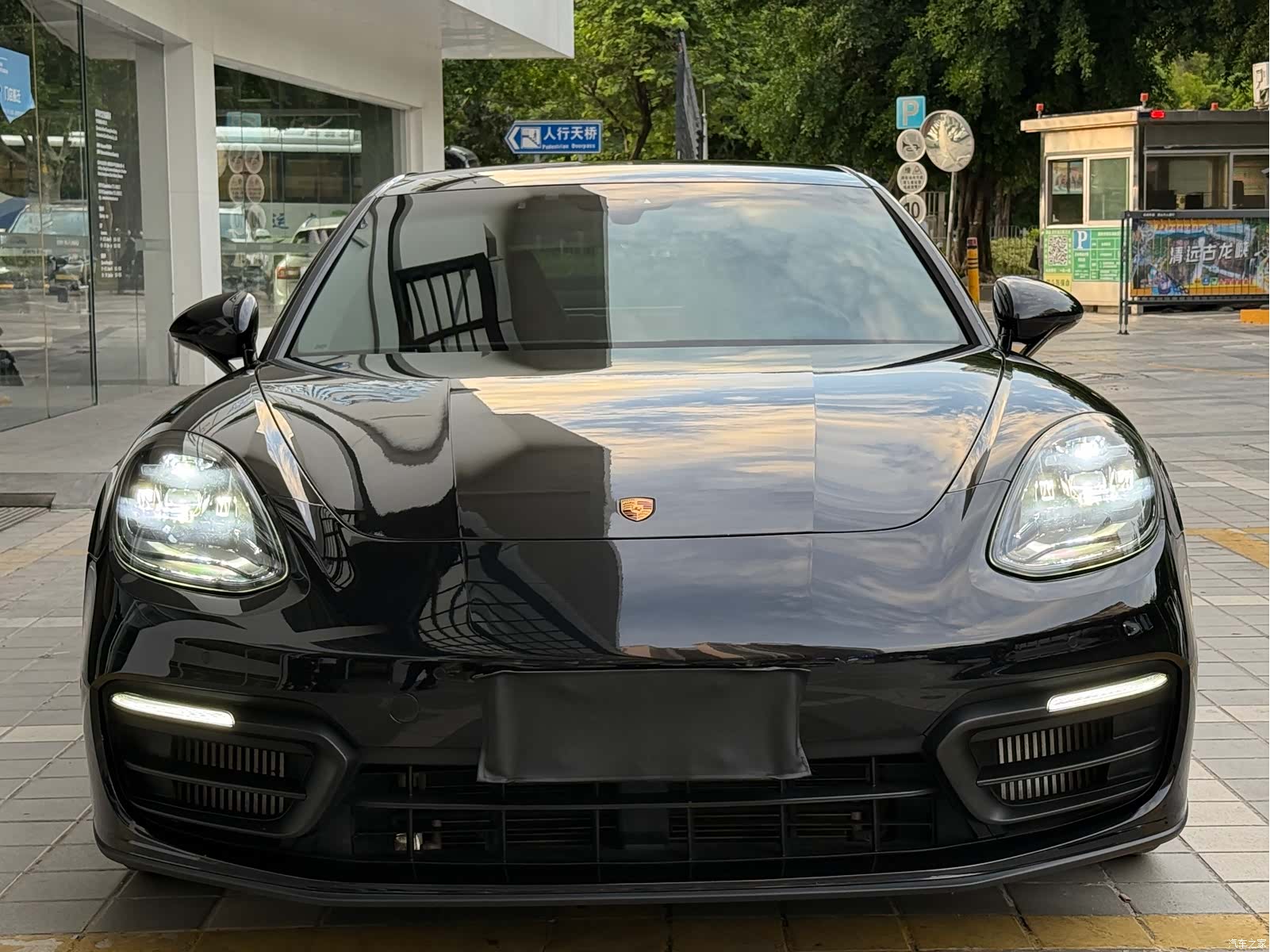Porsche Panamera, 2021 все фото