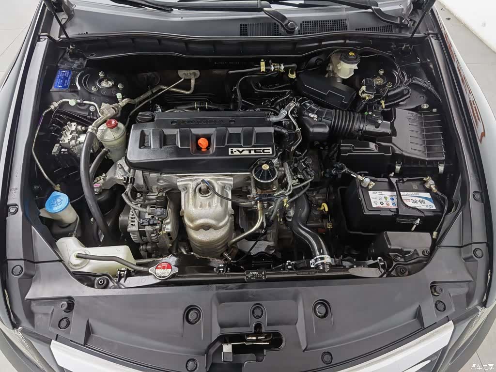 Honda Accord, 2012 6
