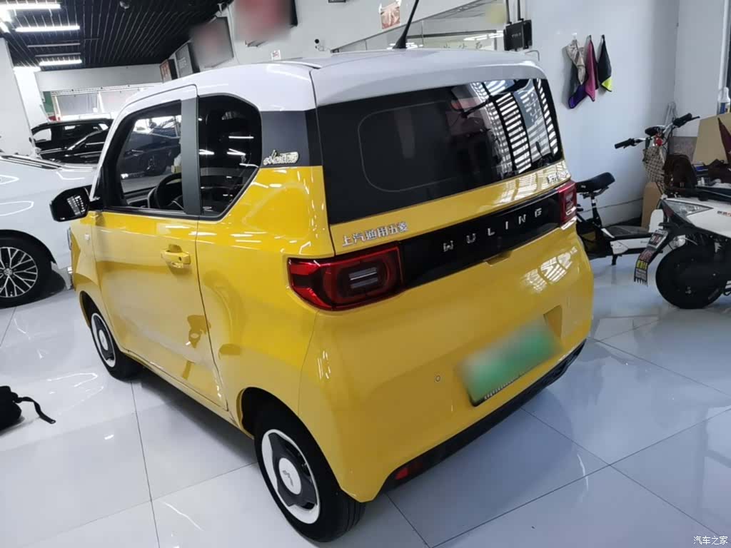 Wuling MINIEV, 2023 все фото