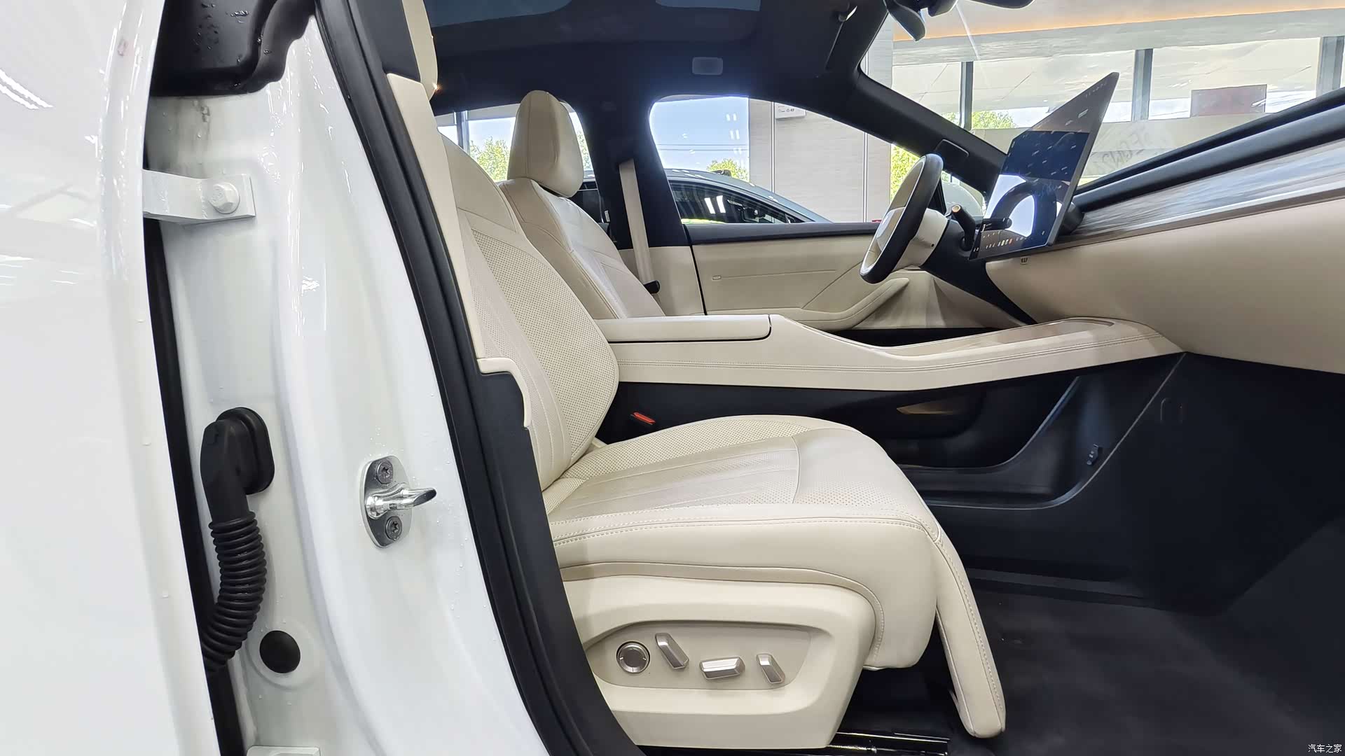 NIO L60, 2025 15